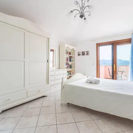 Two Flat With Stunning Terrace Near Budoni